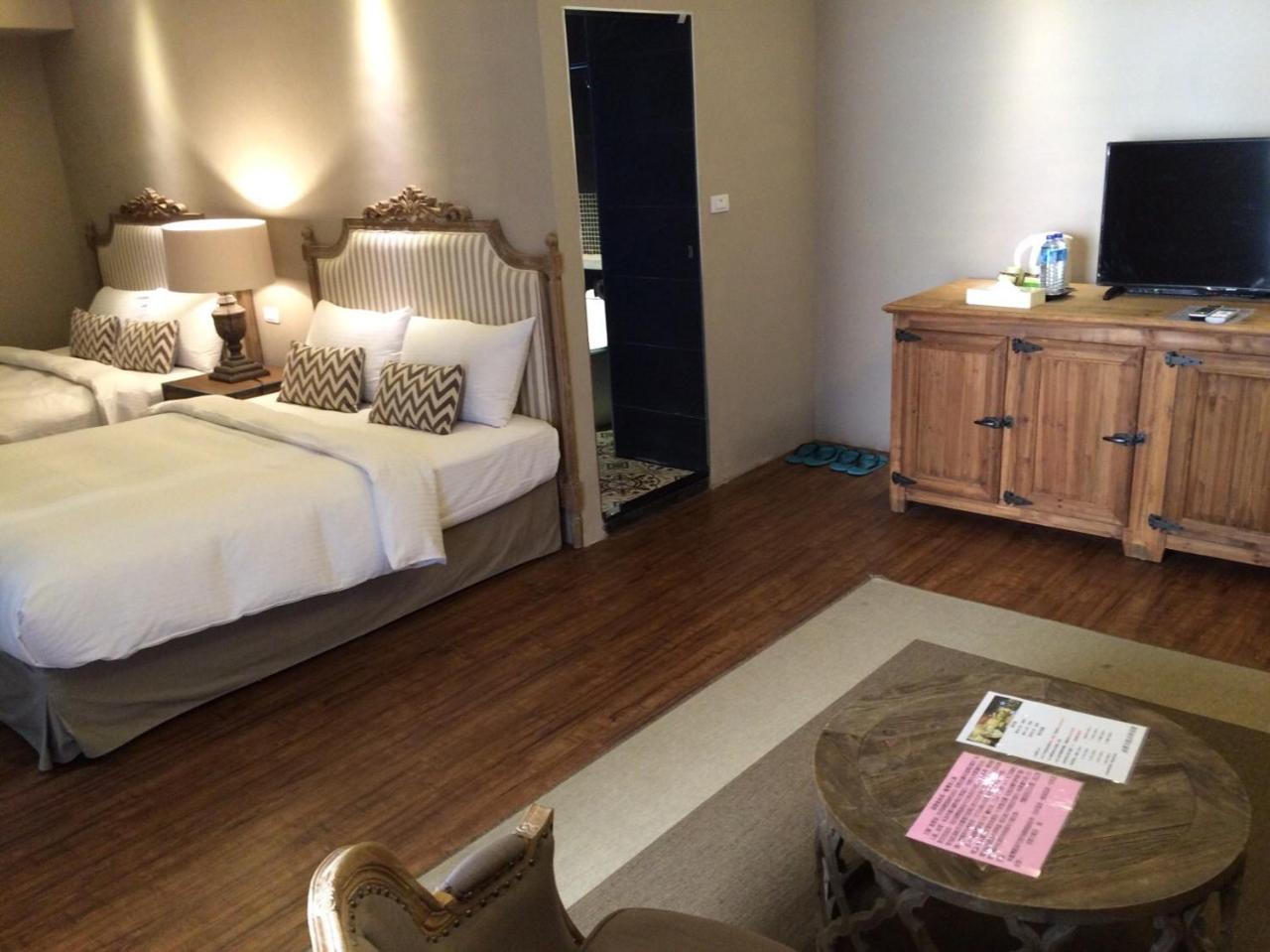 Chihpen Hotel Royal Kingdom Wenquan Esterno foto